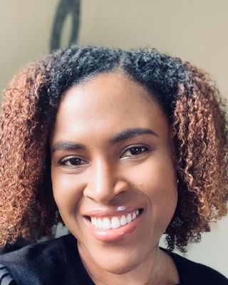 Photo of Rochelle James, Clinical Social Work/Therapist, MSW, LICSW