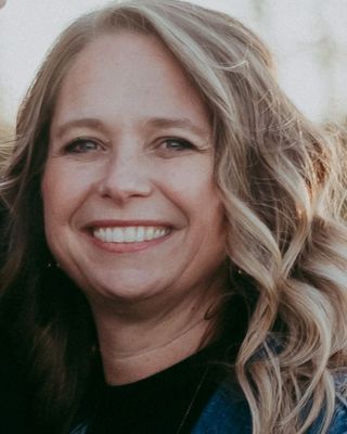 Photo of Lori-Anne Maureen Regier, Counsellor, MAMFT, CNP