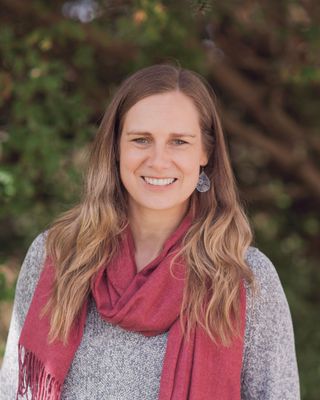 Photo of Lisa Egyed, Psychotherapist