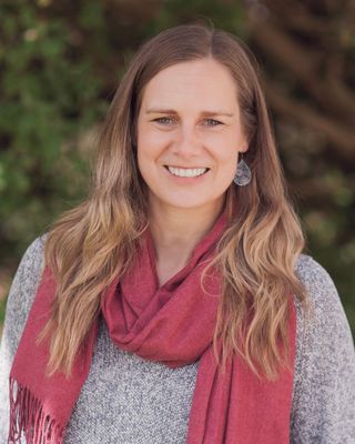 Photo of Lisa Egyed, Psychotherapist