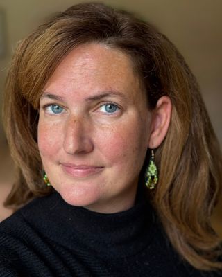Photo of Dana Walker, Clinical Social Work/Therapist, LLMSW