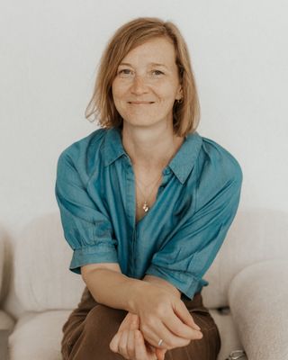 Photo of Liisa Vurma, Psychotherapist, MA, ACA-L2