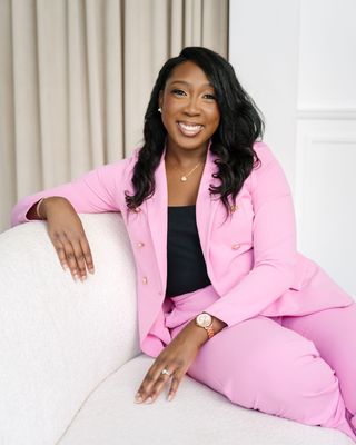 Photo of Anansia Leslie-Bailey, Registered Mental Health Counselor Intern, RMHCI, RP(Q), CTP, CCC, CCSP