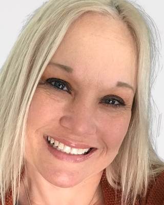 Photo of Jayme Farwell, Licensed Professional Counselor, LPC