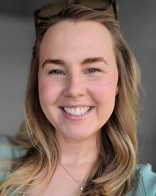 Photo of Liz McKenzie, Counsellor, MBACP