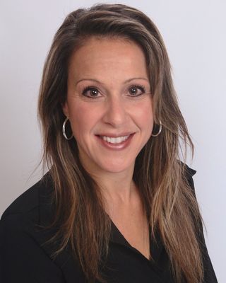 Photo of Laura Altieri, Clinical Social Work/Therapist, LCSWR