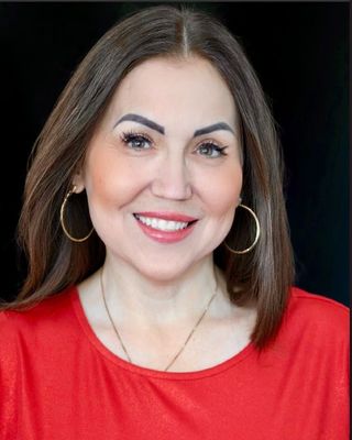 Photo of Dora Cantu, Associate Clinical Social Worker, MSW, ACSW