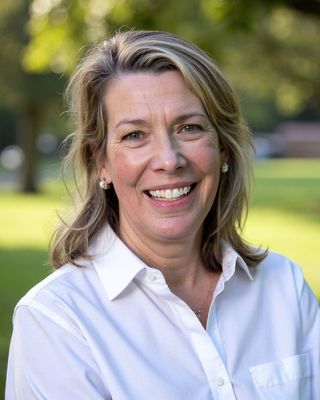 Photo of Elizabeth W Morrison, Psychiatric Nurse Practitioner, PMHNP, AGNP-C, LICSW