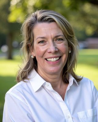 Photo of Elizabeth W Morrison, Psychiatric Nurse Practitioner, PMHNP, AGNP-C, LICSW