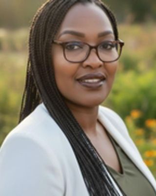 Photo of Esther Nchore, Psychiatric Nurse Practitioner, PMHNP