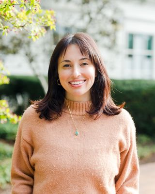 Photo of Alli Nadow, Professional Counselor Associate