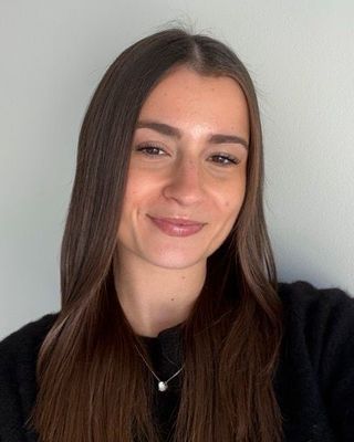 Photo of Regina Yakubov, Registered Psychotherapist (Qualifying), MACP