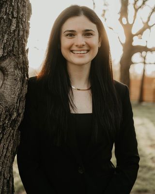 Photo of Elizabeth Showery, Psychiatric Nurse Practitioner, PMHNP