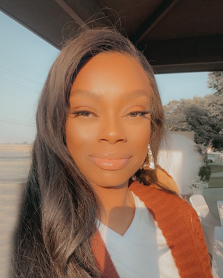 Photo of Tanisha Flowers, Marriage & Family Therapist, LMFT