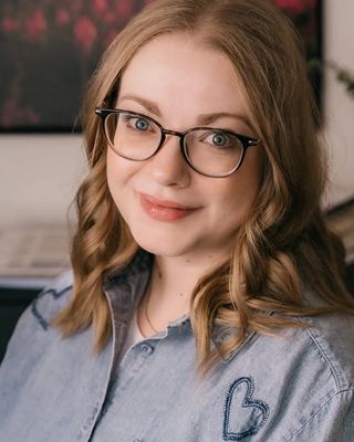 Photo of Beth Pollett, Registered Social Worker, BSW, RSW