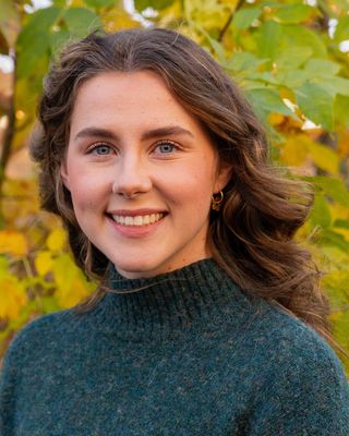 Photo of Makenna Larson, Clinical Social Work/Therapist, MSW, LICSW, LCSW