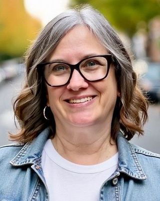 Photo of Alyssa Slansky, Marriage & Family Therapist, MA, LMFT