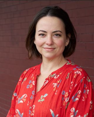 Photo of Riana Justusson, Clinical Social Work/Therapist, LMSW
