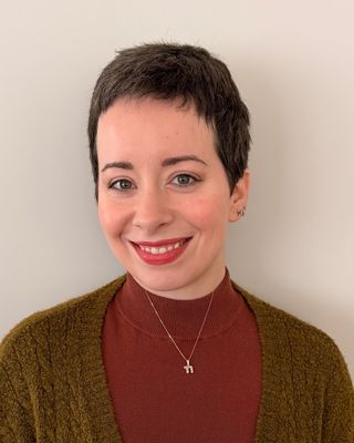Photo of Lauren Davis, Licensed Mental Health Counselor, LMHC