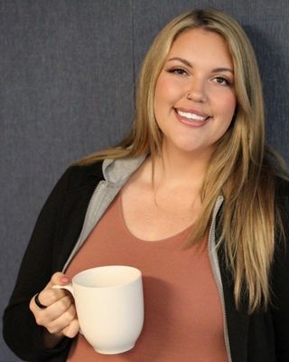 Photo of Lindsey Sill, Clinical Social Work/Therapist, LSCSW