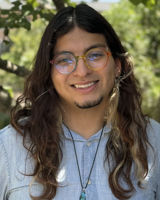 Photo of I. Alexis Hernández Rueda, Marriage & Family Therapist Associate
