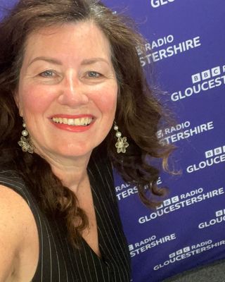 Photo of Nicola Holmes, Counsellor, MBACP