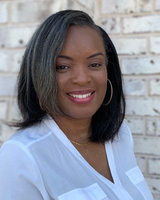 Photo of LaCrecia Pope, LPC, Licensed Professional Counselor