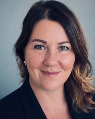 Photo of Nicola Scott, Psychotherapist, MSc, MBACP