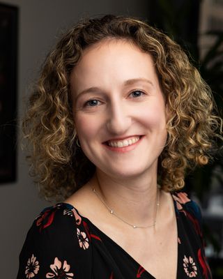 Photo of Lauren Salzano, Licensed Master Social Worker, LMSW