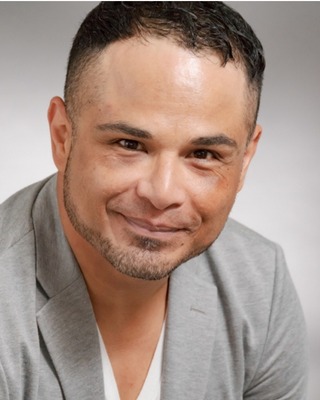 Photo of Carlos Valdovinos, Pre-Licensed Professional, MSW, ACSW