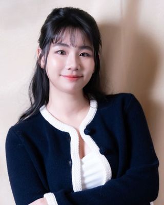 Photo of Amanda Shihhan Lu, Counselor, LMHC-D
