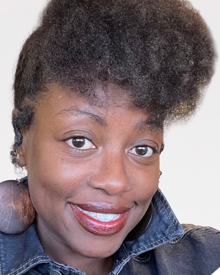 Photo of Olufumilayo Sowah, Clinical Social Work/Therapist, LCSW