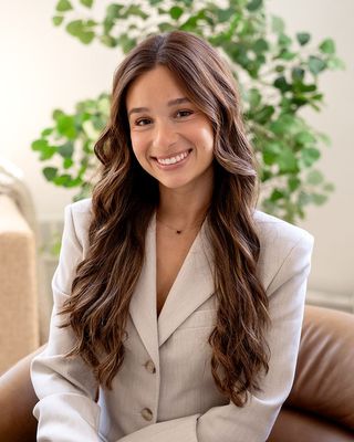 Photo of Julia Resnick, Clinical Social Work/Therapist, LMSW