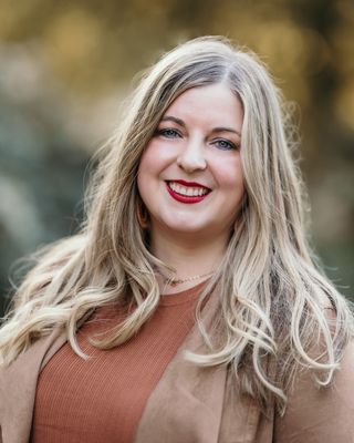 Photo of Siobhan Sickels, Licensed Professional Counselor, MA, LPC, NCC