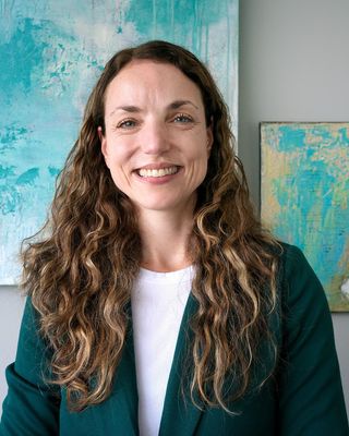 Photo of Danielle Lithwick, Registered Psychotherapist, MA, RP