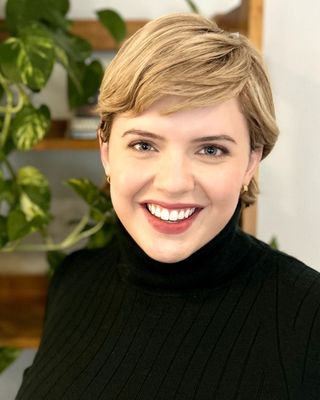 Photo of Elizabeth Crunk, Counselor in 20039, DC