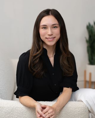 Photo of Olivia Varney-Chang, Clinical Social Work/Therapist, LLMSW