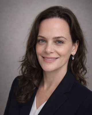 Photo of Elisabeth Varkiani, Psychologist, PsyD, LCP