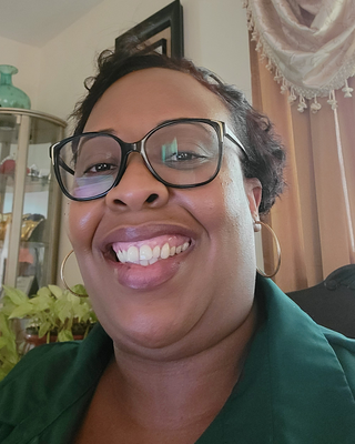 Photo of Tracy-Ann Thompson, Psychiatric Nurse Practitioner, PMHNP