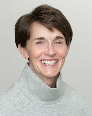 Photo of Alison Spens, Pre-Licensed Professional