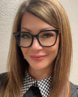 Photo of Katie Herwig, Clinical Social Work/Therapist, LSCSW, LCAC
