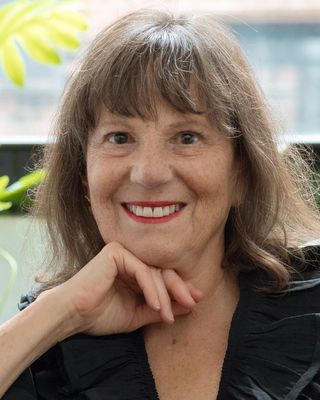 Photo of Leslie Seligman, Clinical Social Work/Therapist, BFA, LCSW