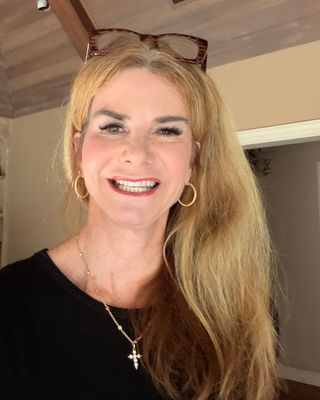 Photo of Courtney L Linsenmeyer-Obrien, PhD, MHR, PLC