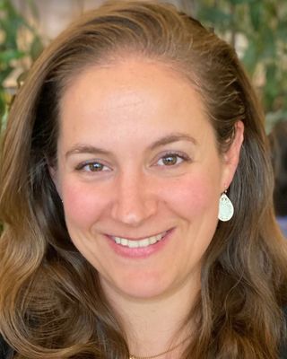 Photo of Lauren H Anderson, Clinical Social Work/Therapist, LMSW, CCTP