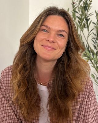 Photo of Anna Dunk, Counsellor, MBACP