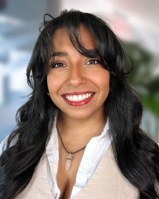 Photo of Yesenia Willis, Clinical Social Work/Therapist, LCSW, MA