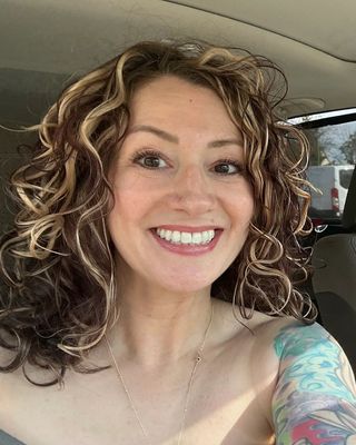 Photo of Lisa Abiuso-Hayes, Psychiatric Nurse Practitioner, PMHNP