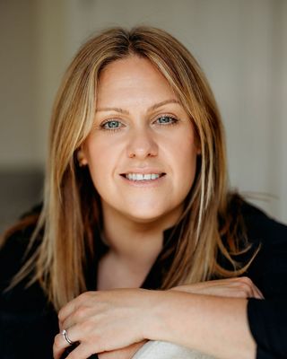 Photo of Kelly Rowe, Counsellor, MBACP