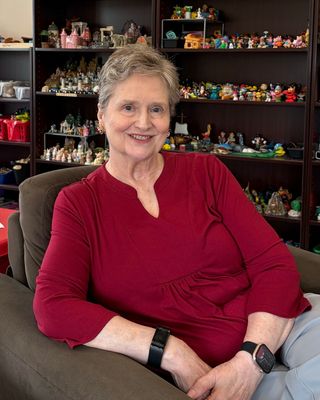 Photo of Linda Lindamood - Youth For Tomorrow- Bristow: Linda Lindamood, Licensed Professional Counselor, LPC, RPT-S