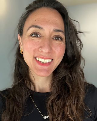 Photo of Samantha Gennuso, Marriage & Family Therapist, LMFT, MA